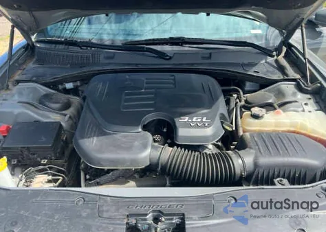 2019 Dodge Charger Sxt from USA, damaged, VIN 2C3CDXBG8KH699143